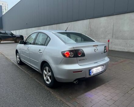 Серый Мазда 3, объемом двигателя 1.6 л и пробегом 300 тыс. км за 3999 $, фото 5 на Automoto.ua