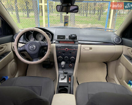 Серый Мазда 3, объемом двигателя 1.6 л и пробегом 170 тыс. км за 5200 $, фото 15 на Automoto.ua