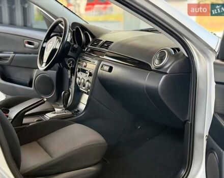 Серый Мазда 3, объемом двигателя 1.6 л и пробегом 135 тыс. км за 6400 $, фото 8 на Automoto.ua