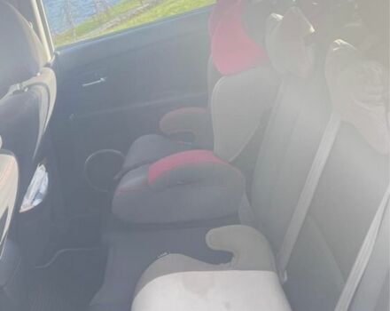 Сірий Мазда 3, об'ємом двигуна 1.6 л та пробігом 203 тис. км за 5300 $, фото 5 на Automoto.ua