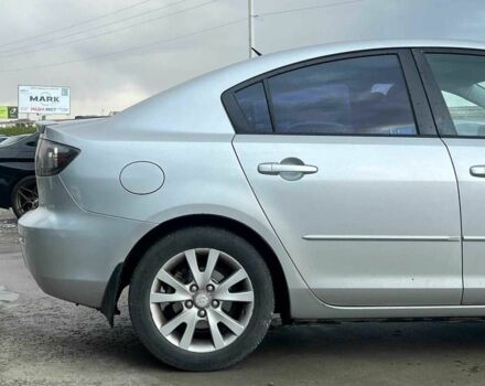 Сірий Мазда 3, об'ємом двигуна 1.6 л та пробігом 305 тис. км за 5940 $, фото 8 на Automoto.ua