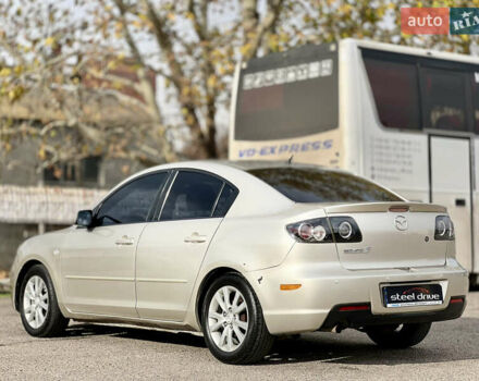 Сірий Мазда 3, об'ємом двигуна 1.6 л та пробігом 170 тис. км за 5200 $, фото 3 на Automoto.ua