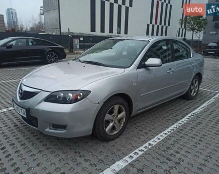 Серый Мазда 3, объемом двигателя 1.6 л и пробегом 300 тыс. км за 3800 $, фото 6 на Automoto.ua