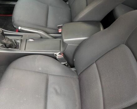 Серый Мазда 3, объемом двигателя 1.6 л и пробегом 200 тыс. км за 4900 $, фото 22 на Automoto.ua