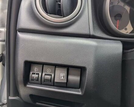 Сірий Мазда 3, об'ємом двигуна 1.6 л та пробігом 200 тис. км за 4900 $, фото 1 на Automoto.ua