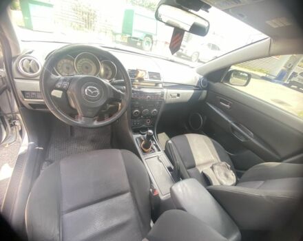 Сірий Мазда 3, об'ємом двигуна 1.6 л та пробігом 240 тис. км за 4950 $, фото 7 на Automoto.ua