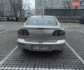 Серый Мазда 3, объемом двигателя 1.6 л и пробегом 300 тыс. км за 3800 $, фото 3 на Automoto.ua