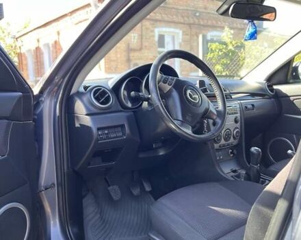 Сірий Мазда 3, об'ємом двигуна 1.6 л та пробігом 258 тис. км за 6300 $, фото 6 на Automoto.ua