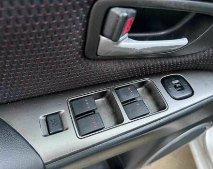 Сірий Мазда 3, об'ємом двигуна 1.6 л та пробігом 305 тис. км за 5940 $, фото 14 на Automoto.ua