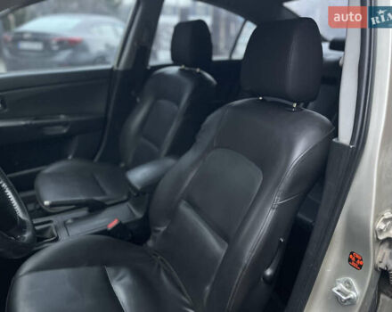 Сірий Мазда 3, об'ємом двигуна 1.6 л та пробігом 227 тис. км за 3500 $, фото 15 на Automoto.ua