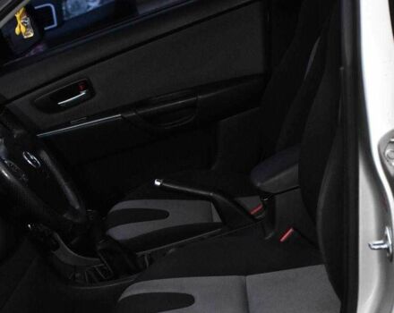 Сірий Мазда 3, об'ємом двигуна 2 л та пробігом 182 тис. км за 5499 $, фото 7 на Automoto.ua