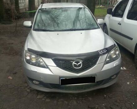Серый Мазда 3, объемом двигателя 1.6 л и пробегом 175 тыс. км за 5500 $, фото 1 на Automoto.ua