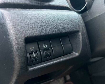 Сірий Мазда 3, об'ємом двигуна 1.6 л та пробігом 305 тис. км за 5940 $, фото 16 на Automoto.ua