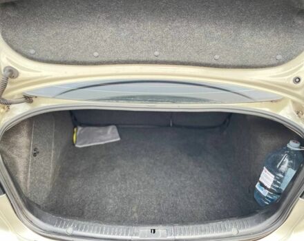 Серый Мазда 3, объемом двигателя 2 л и пробегом 184 тыс. км за 5400 $, фото 22 на Automoto.ua