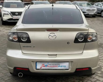 Серый Мазда 3, объемом двигателя 2 л и пробегом 184 тыс. км за 5400 $, фото 5 на Automoto.ua