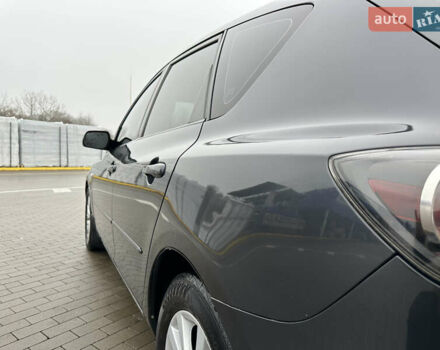 Серый Мазда 3, объемом двигателя 2 л и пробегом 188 тыс. км за 4999 $, фото 9 на Automoto.ua