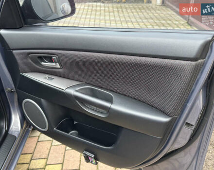 Серый Мазда 3, объемом двигателя 1.6 л и пробегом 178 тыс. км за 5800 $, фото 32 на Automoto.ua