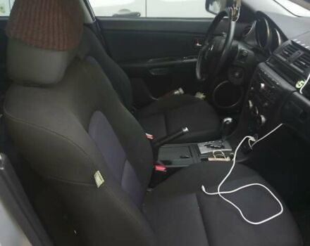 Серый Мазда 3, объемом двигателя 1.6 л и пробегом 175 тыс. км за 5500 $, фото 3 на Automoto.ua