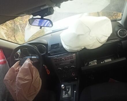 Серый Мазда 3, объемом двигателя 0 л и пробегом 175 тыс. км за 2500 $, фото 2 на Automoto.ua