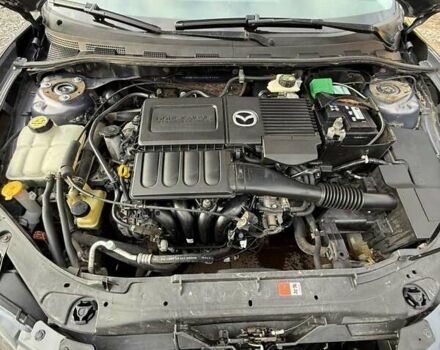 Серый Мазда 3, объемом двигателя 1.6 л и пробегом 230 тыс. км за 4000 $, фото 2 на Automoto.ua