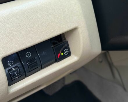 Серый Мазда 3, объемом двигателя 1.6 л и пробегом 170 тыс. км за 6000 $, фото 17 на Automoto.ua