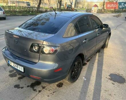 Мазда 3 2008 в Змиеве на Automoto.ua Серый Мазда 3, объемом двигателя 2 л и пробегом 290 тыс. км за 5700 $, фото 3 на Automoto.ua