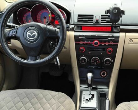 Серый Мазда 3, объемом двигателя 1.6 л и пробегом 170 тыс. км за 6000 $, фото 14 на Automoto.ua