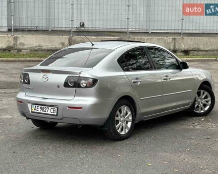 Серый Мазда 3, объемом двигателя 1.6 л и пробегом 216 тыс. км за 5900 $, фото 3 на Automoto.ua
