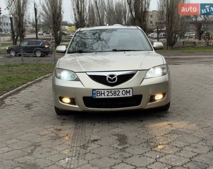 Серый Мазда 3, объемом двигателя 1.6 л и пробегом 170 тыс. км за 6000 $, фото 1 на Automoto.ua