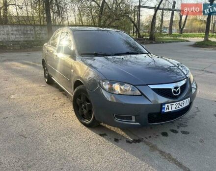Мазда 3 2008 в Змиеве на Automoto.ua Серый Мазда 3, объемом двигателя 2 л и пробегом 290 тыс. км за 5700 $, фото 8 на Automoto.ua
