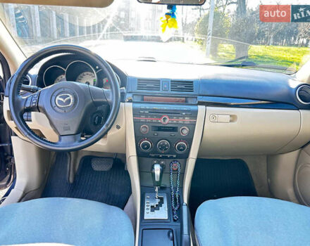 Серый Мазда 3, объемом двигателя 1.6 л и пробегом 89 тыс. км за 7500 $, фото 9 на Automoto.ua
