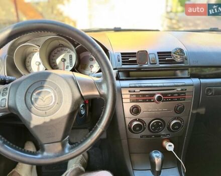 Сірий Мазда 3, об'ємом двигуна 1.6 л та пробігом 270 тис. км за 5950 $, фото 16 на Automoto.ua