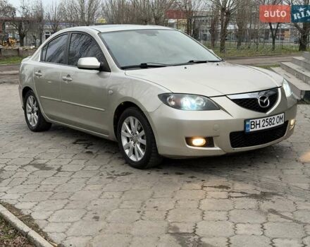 Серый Мазда 3, объемом двигателя 1.6 л и пробегом 170 тыс. км за 6000 $, фото 2 на Automoto.ua