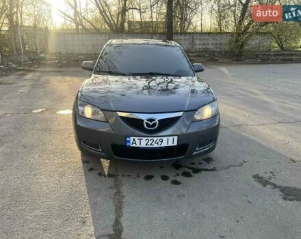 Мазда 3 2008 в Змиеве на Automoto.ua Серый Мазда 3, объемом двигателя 2 л и пробегом 290 тыс. км за 5700 $, фото 6 на Automoto.ua