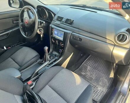 Мазда 3 2008 в Змиеве на Automoto.ua Серый Мазда 3, объемом двигателя 2 л и пробегом 290 тыс. км за 5700 $, фото 2 на Automoto.ua