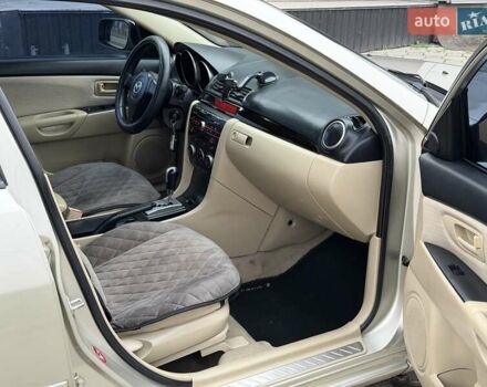 Серый Мазда 3, объемом двигателя 1.6 л и пробегом 170 тыс. км за 6000 $, фото 11 на Automoto.ua