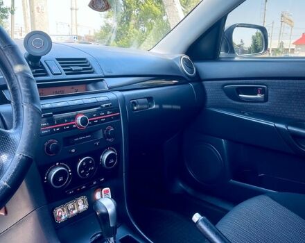 Сірий Мазда 3, об'ємом двигуна 1.6 л та пробігом 250 тис. км за 5800 $, фото 8 на Automoto.ua