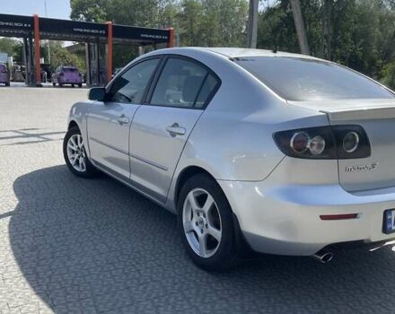 Сірий Мазда 3, об'ємом двигуна 1.6 л та пробігом 250 тис. км за 5800 $, фото 3 на Automoto.ua
