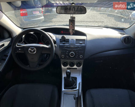 Сірий Мазда 3, об'ємом двигуна 2 л та пробігом 145 тис. км за 6200 $, фото 13 на Automoto.ua
