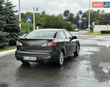 Сірий Мазда 3, об'ємом двигуна 2.49 л та пробігом 193 тис. км за 6999 $, фото 4 на Automoto.ua