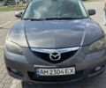 Серый Мазда 3, объемом двигателя 1.6 л и пробегом 319 тыс. км за 4000 $, фото 1 на Automoto.ua