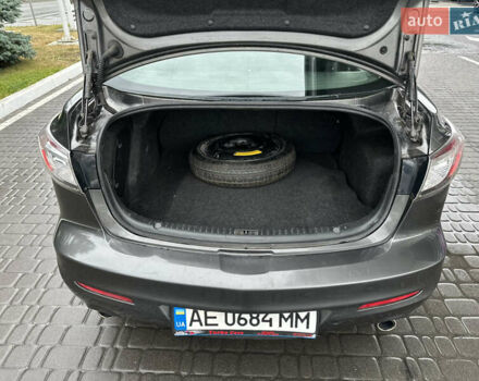 Сірий Мазда 3, об'ємом двигуна 2.49 л та пробігом 193 тис. км за 6999 $, фото 6 на Automoto.ua