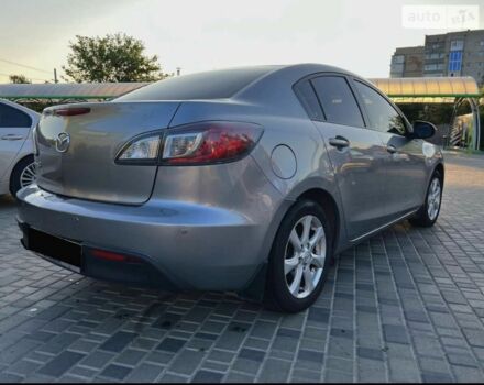 Серый Мазда 3, объемом двигателя 1.6 л и пробегом 280 тыс. км за 5500 $, фото 2 на Automoto.ua