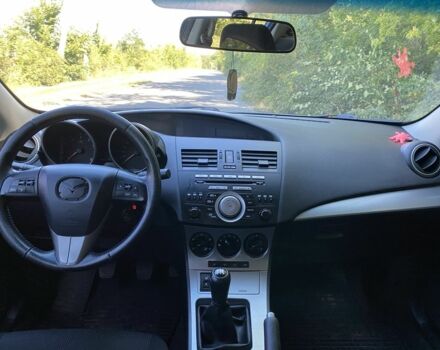 Серый Мазда 3, объемом двигателя 1.6 л и пробегом 172 тыс. км за 6100 $, фото 6 на Automoto.ua