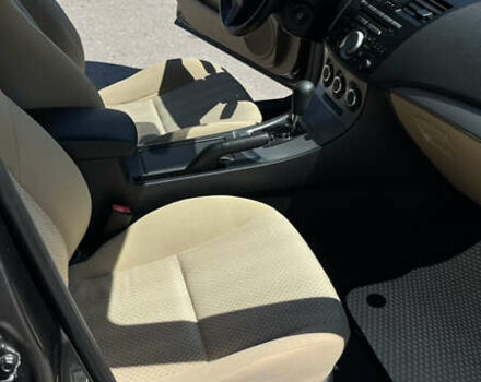 Серый Мазда 3, объемом двигателя 2 л и пробегом 136 тыс. км за 7000 $, фото 8 на Automoto.ua