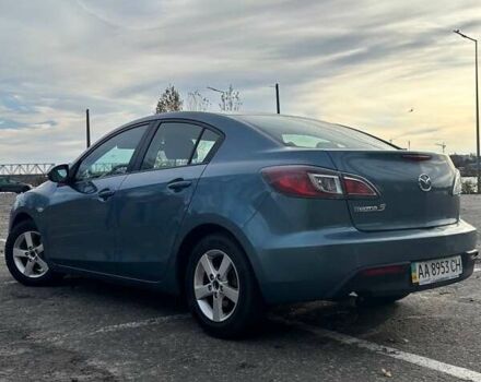 Серый Мазда 3, объемом двигателя 1.6 л и пробегом 247 тыс. км за 6800 $, фото 2 на Automoto.ua