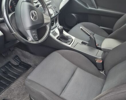 Серый Мазда 3, объемом двигателя 1.5 л и пробегом 53 тыс. км за 7900 $, фото 2 на Automoto.ua