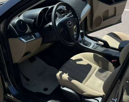 Серый Мазда 3, объемом двигателя 2 л и пробегом 136 тыс. км за 7000 $, фото 7 на Automoto.ua