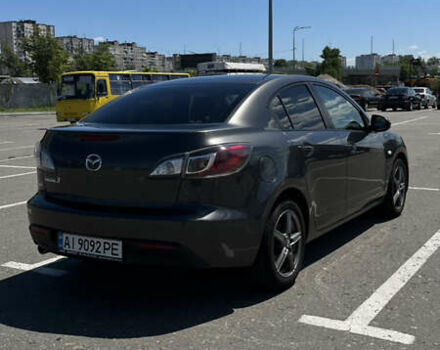 Серый Мазда 3, объемом двигателя 2 л и пробегом 136 тыс. км за 7000 $, фото 5 на Automoto.ua
