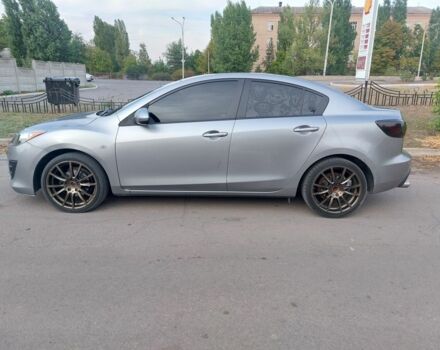 Серый Мазда 3, объемом двигателя 1.6 л и пробегом 320 тыс. км за 6999 $, фото 2 на Automoto.ua